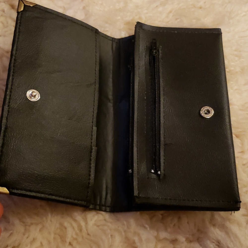 Lather Wallet - Picture 7 of 7